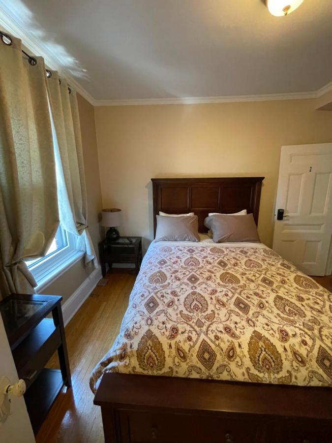 The Century House Bed And Breakfast Ottawa Eksteriør billede