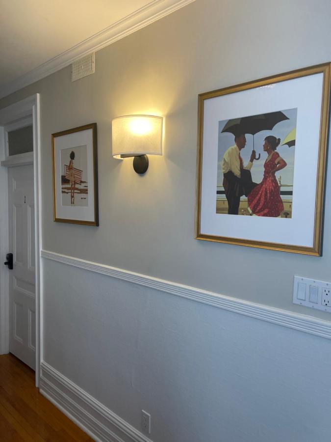 The Century House Bed And Breakfast Ottawa Eksteriør billede